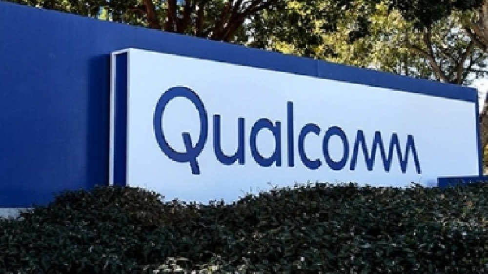 New Qualcomm tool takes on Apples satellite messaging feature