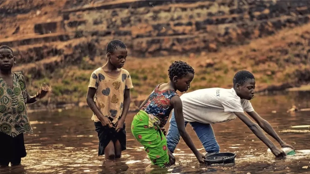 Floods killed 662 people, displaced over 2.4mn in Nigeria last yr