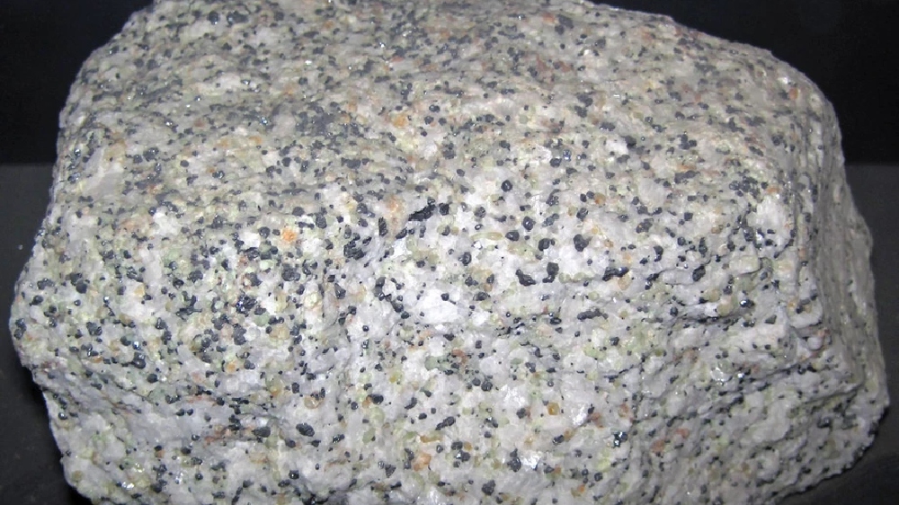 Zinc futures rise on spot demand