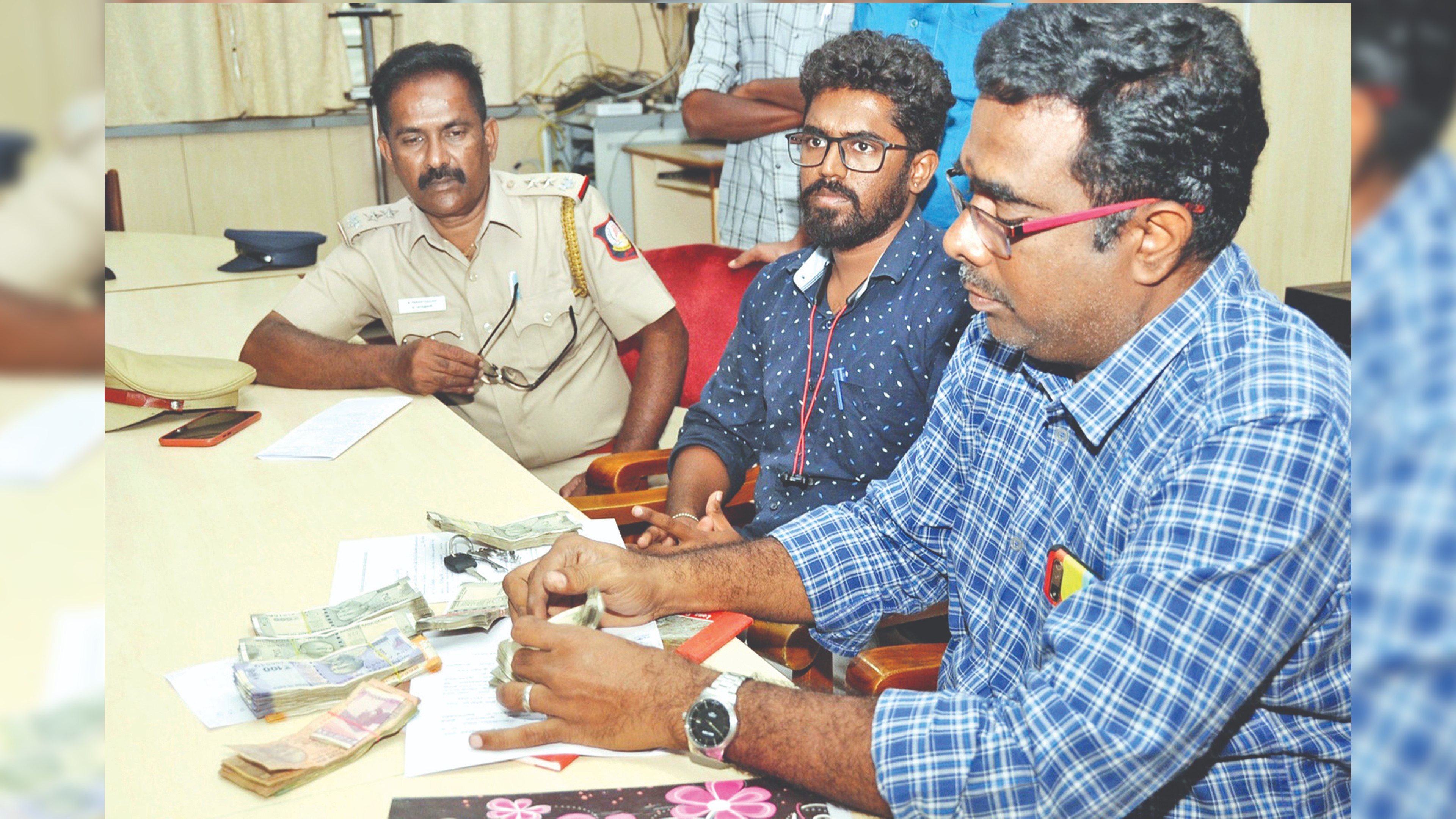 Mock polling conducted to check functioning of EVMs Mock polling conducted to check functioning of EVMs