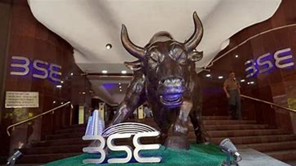 Sensex, Nifty end 1% lower tracking trends in US & European markets