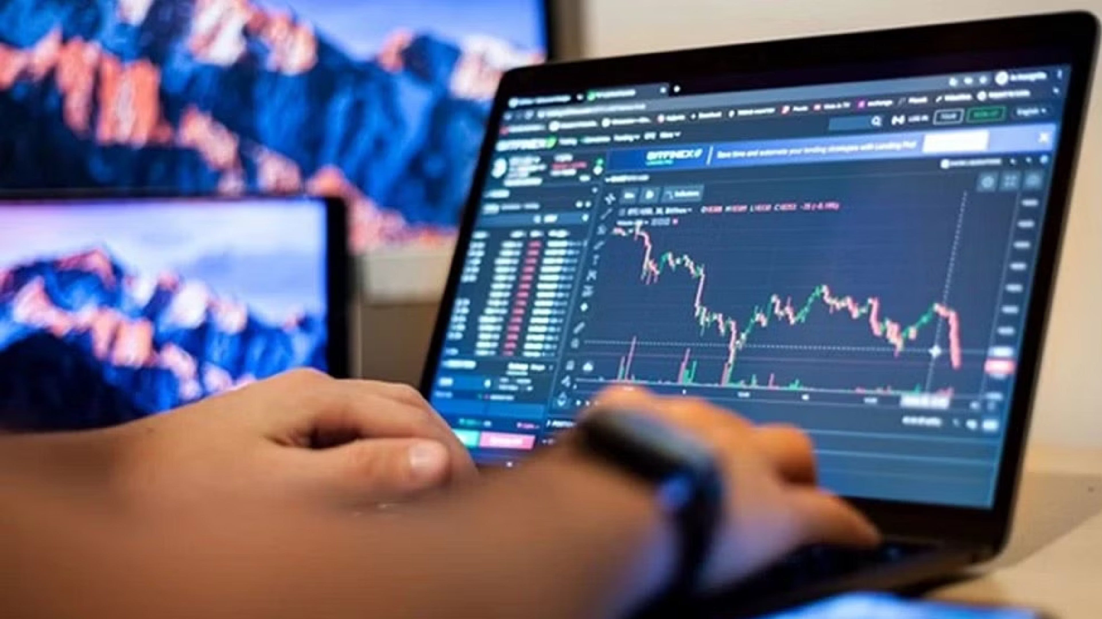 Insider trading: HUL’s independent director fined