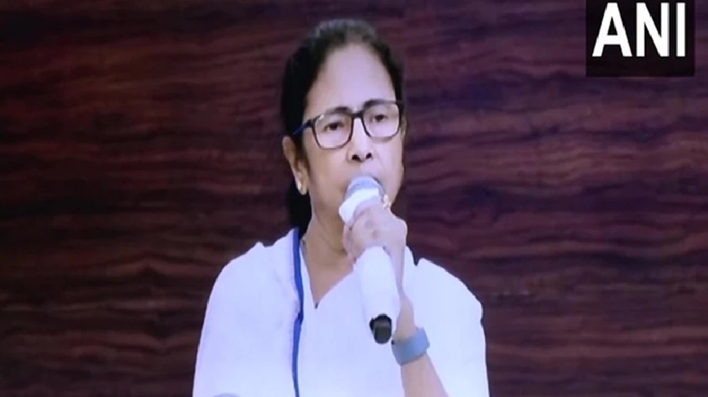 Vande Bharat Express pelted with stones in Bihar, not Bengal