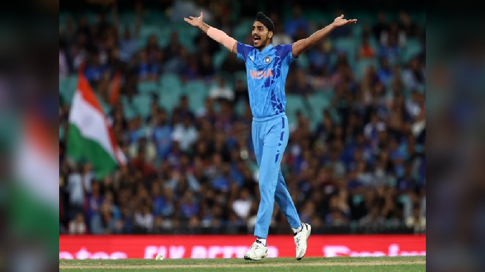 Arshdeep, first Indian bowler to bowl hat-trick of no-balls in T20Is