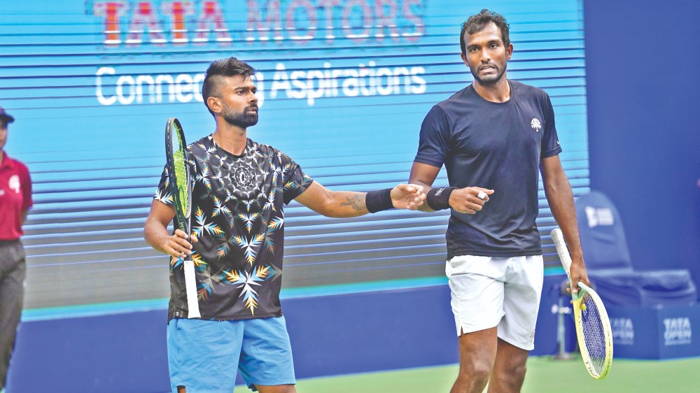 Sriram-Jeevan pair in semis after stunning second seeds