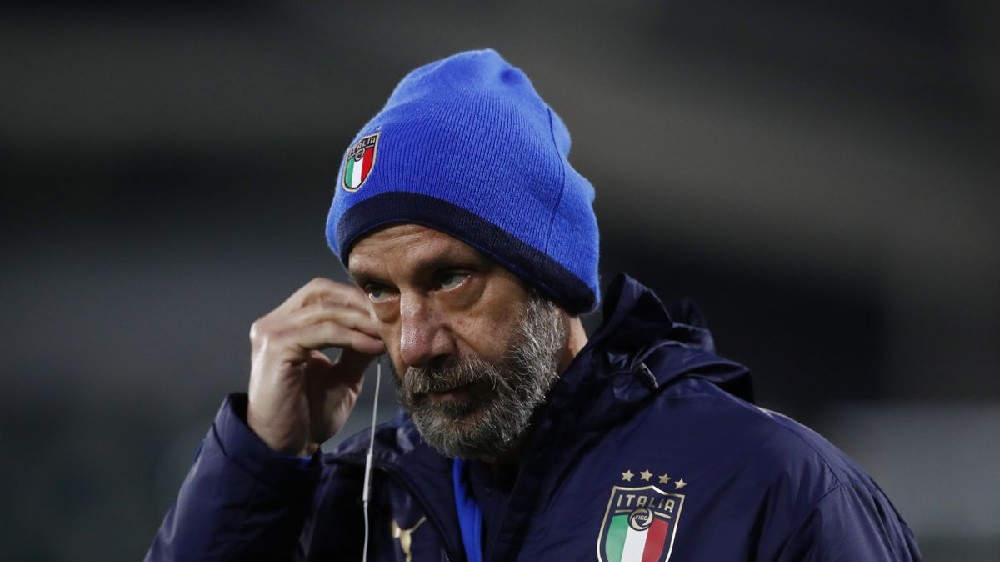 Soccer-Former star Italy striker Vialli dies aged 58