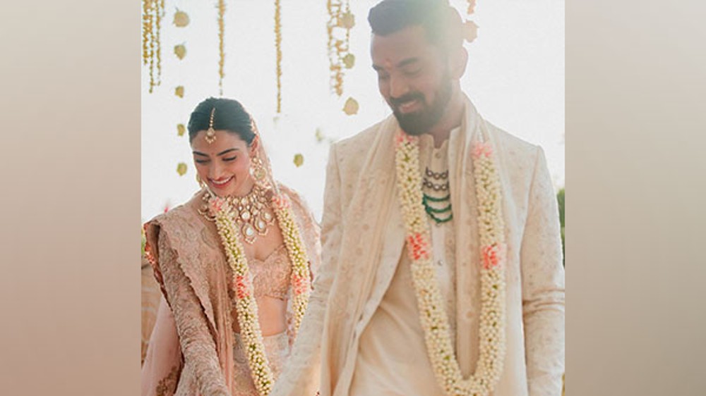 Kartik to Virat: Celebs congratulate newly wedded couple Athiya-Rahul