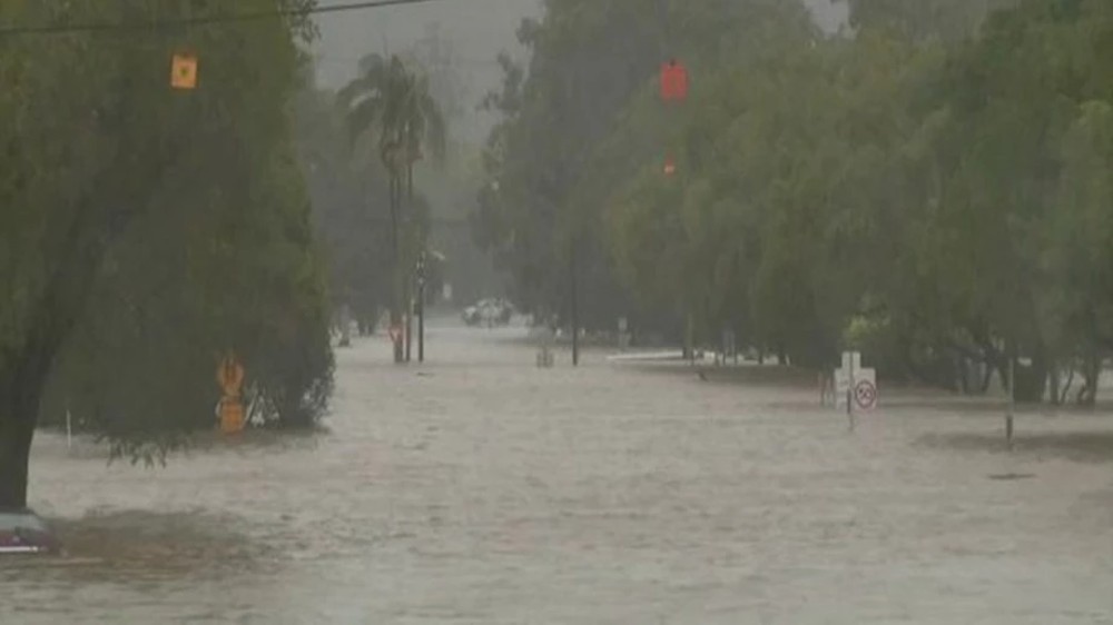 Auckland floods set to continue as new rainstorms loom