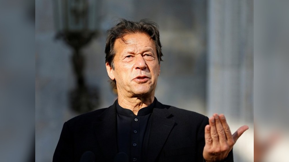 Pak govt has no option but to go to IMF, face humiliation: Imran