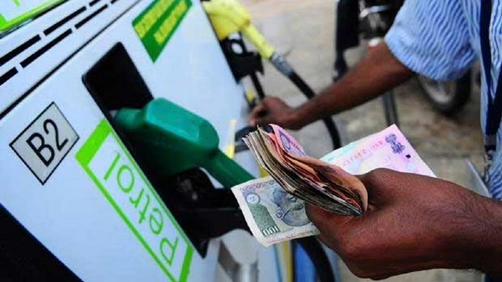 Petrol, diesel prices remain unchanged for 255th day in Chennai Petrol, diesel prices remain unchanged for 255th day in Chennai