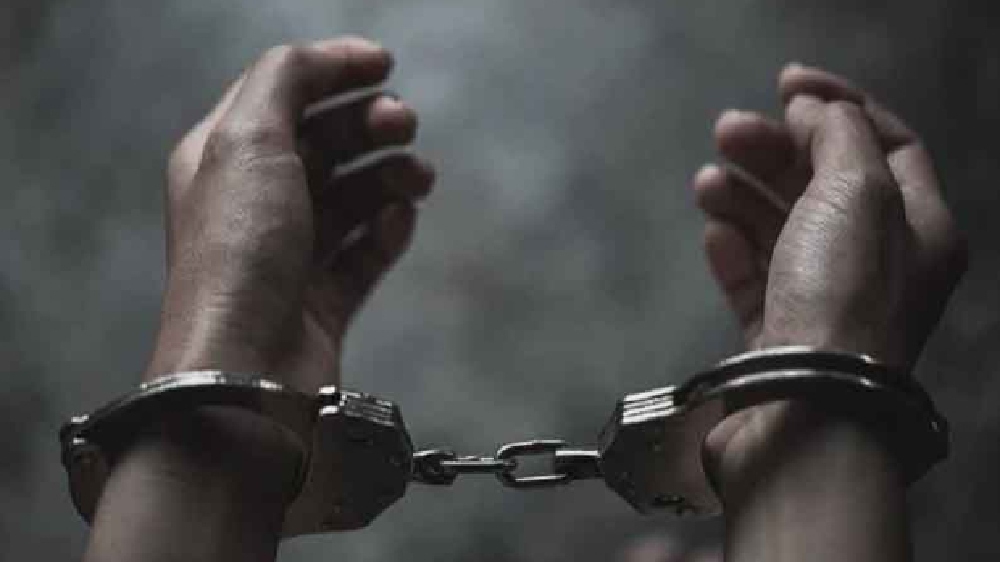 History sheeter arrested for waylaying in Chennai History sheeter arrested for waylaying in Chennai