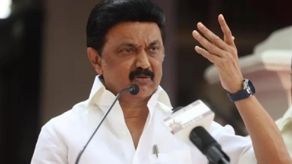 Stalin asks DMK MLAs not to make remarks against Governor