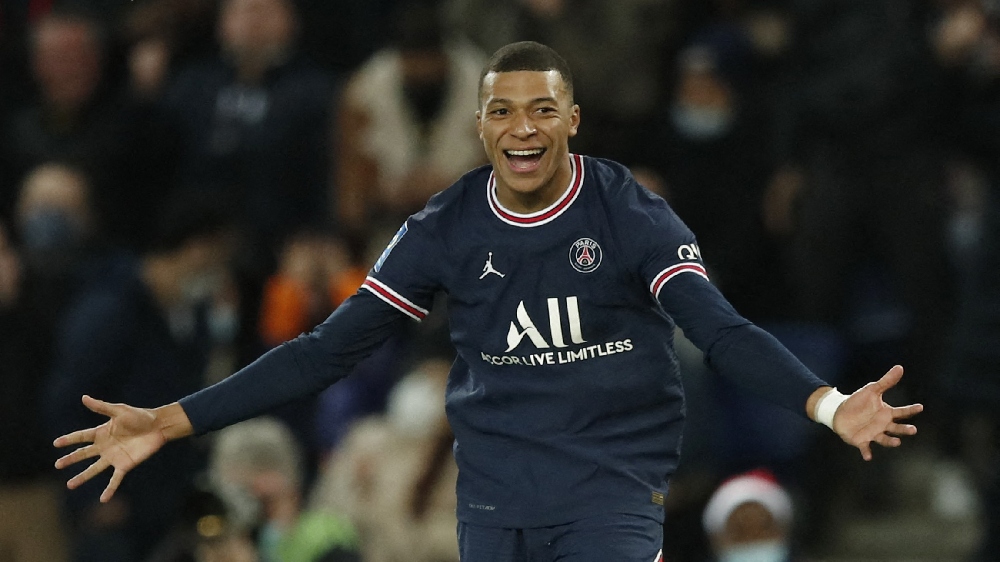 Mbappé off injured for PSG after missing twice-taken penalty