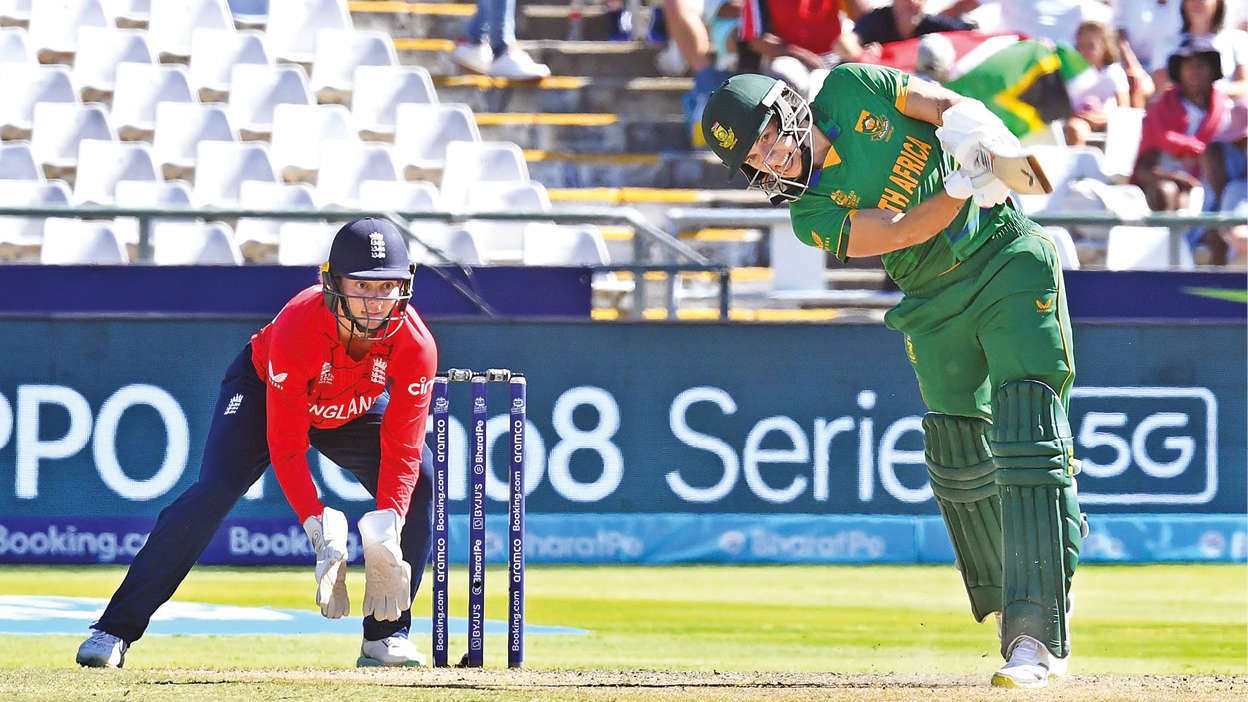 BRITSKRIEG! Tazmin Brits stars in SA’s thrilling win over ENG in semis