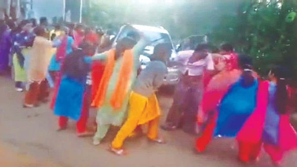 Video of man being assaulted shared with false claim