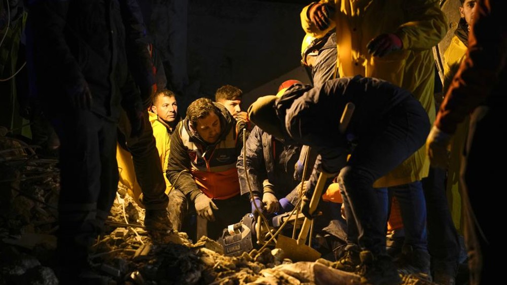 Frantic searching in Turkey, Syria after quake kills 4,600 Frantic searching in Turkey, Syria after quake kills 4,600