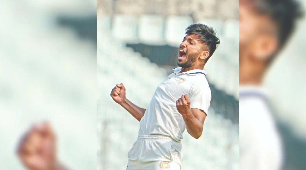 Unadkat, Sakariya run through Bengal