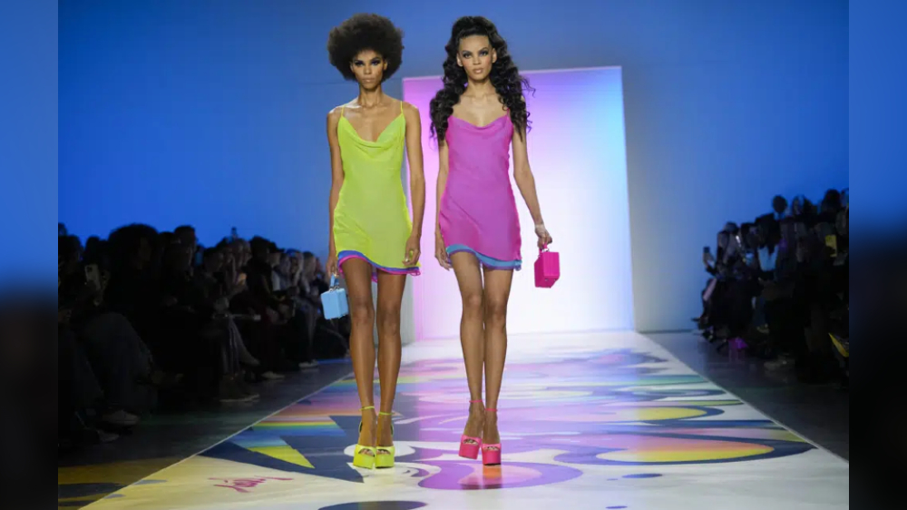 NY Fashion Week: Sergio Hudson delivers colorful ’90s celebration