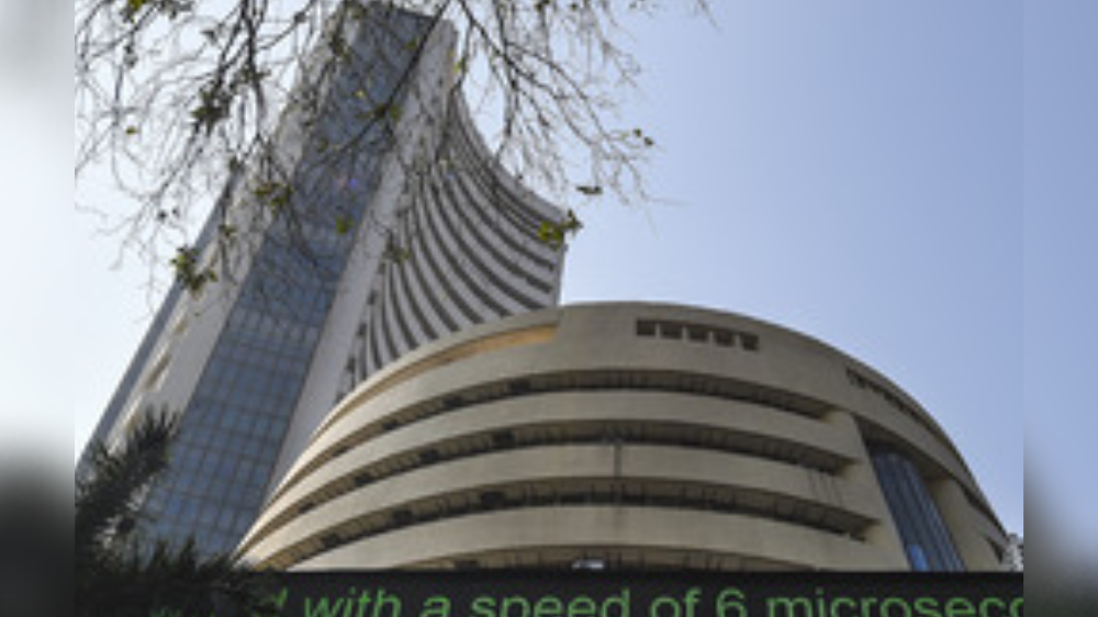 Sensex declines 334 pts as metal power shares retreat amid FII outflows