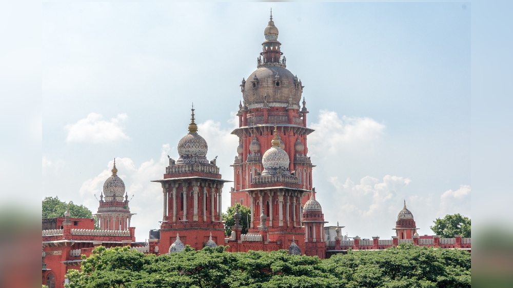 HC asks EPS, OPS to file plea on KC Palanisamys appeal