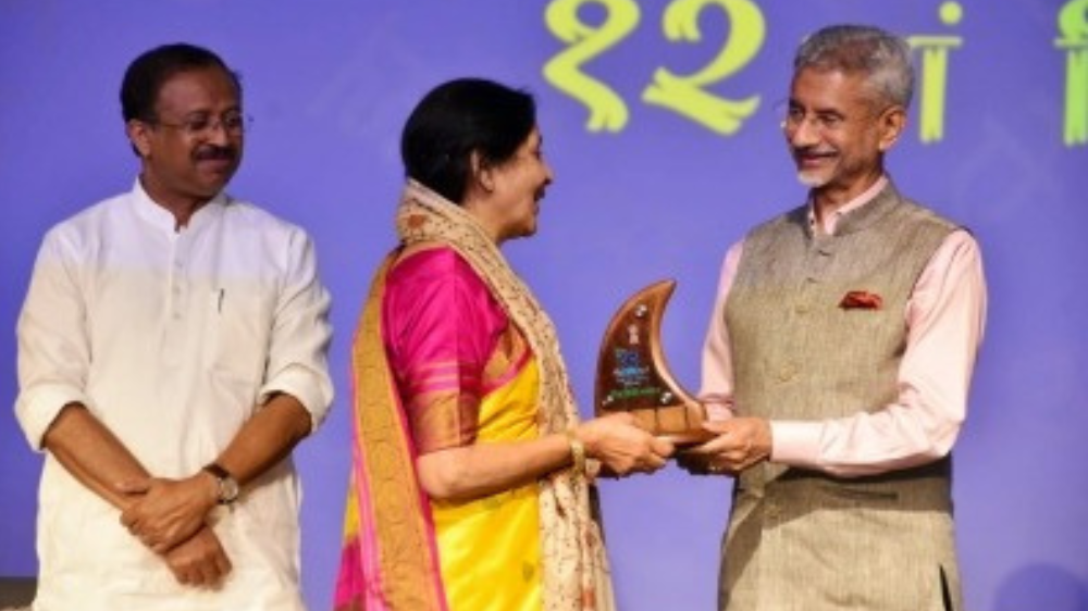 India-born writer honoured at 12th World Hindi Conference