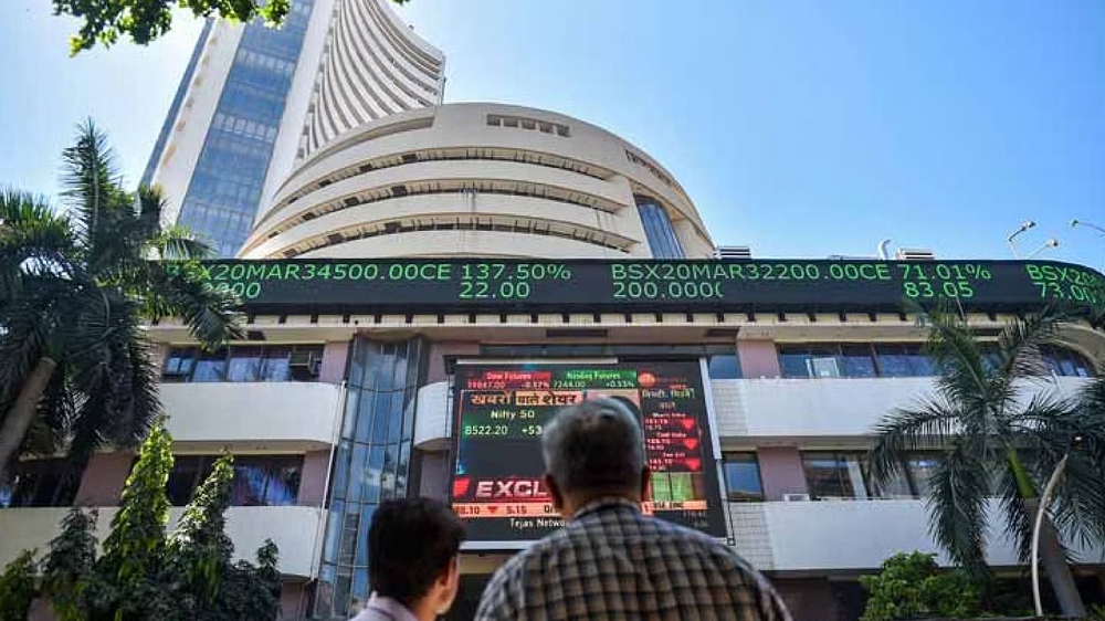 Sensex declines nearly 400 points in initial trade