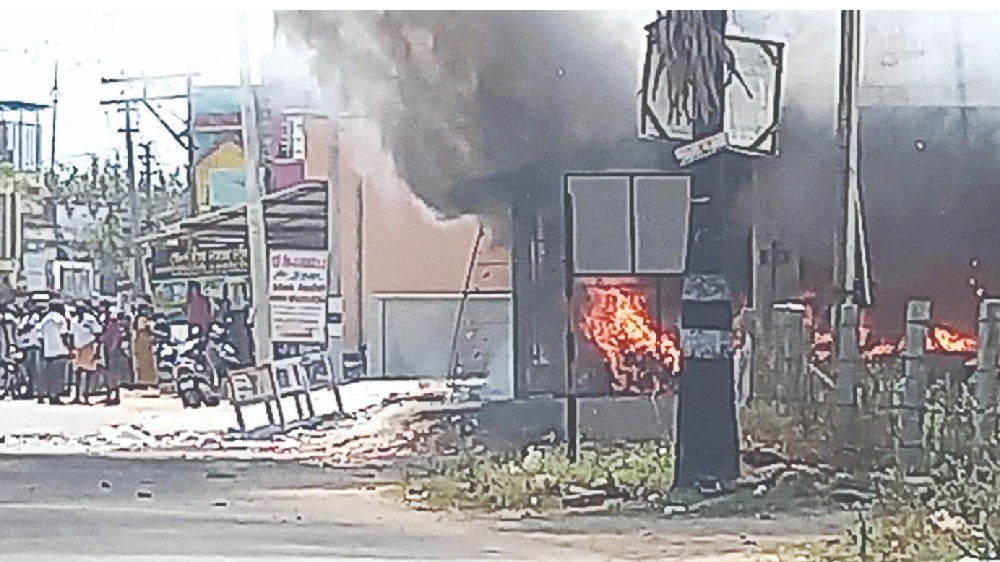 2 killed, 3 injured in cracker shop fire at Natrampalli 2 killed, 3 injured in cracker shop fire at Natrampalli