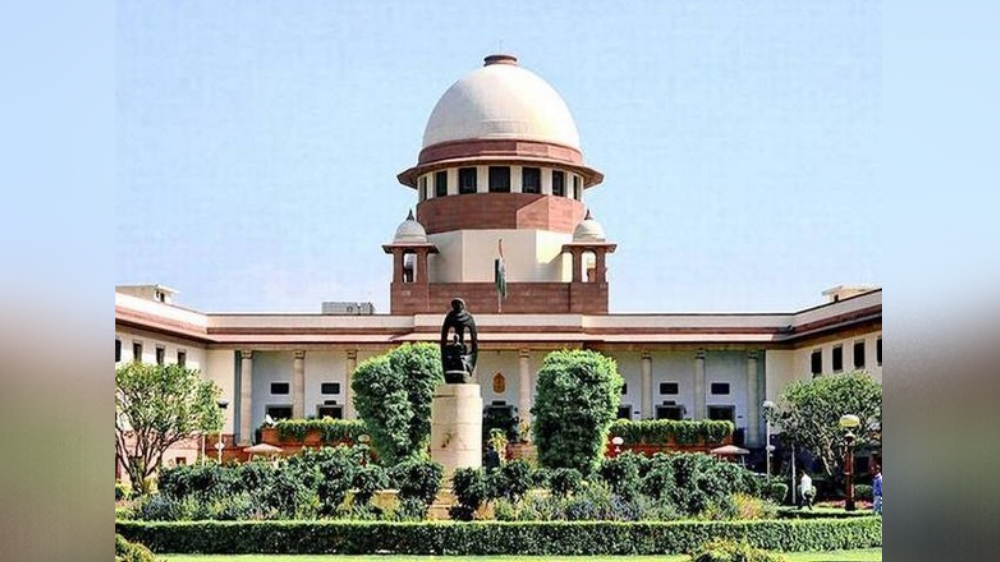 Maha political crisis: SC to decide on referring pleas to bench