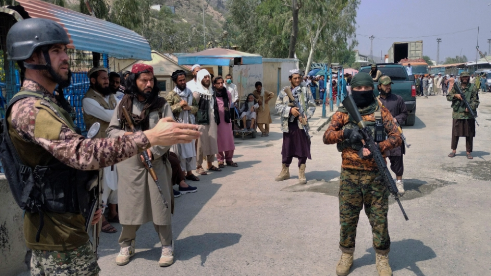 Afghanistans Taliban reopen key trade route with Pakistan Afghanistans Taliban reopen key trade route with Pakistan
