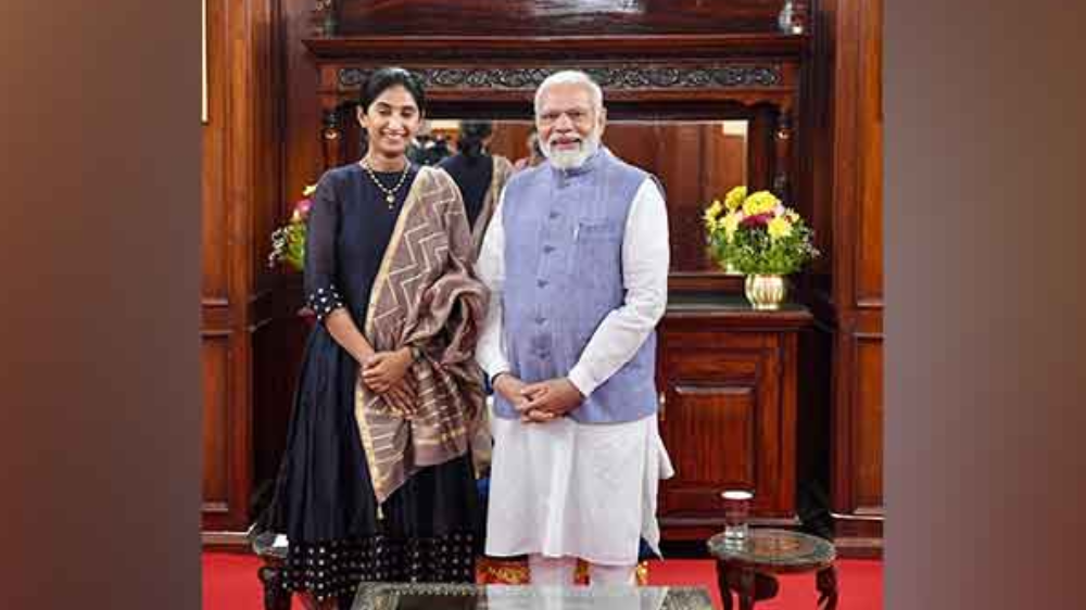 When PM Modi exclaimed aiyyo on meeting comedian Aiyyo Shraddha