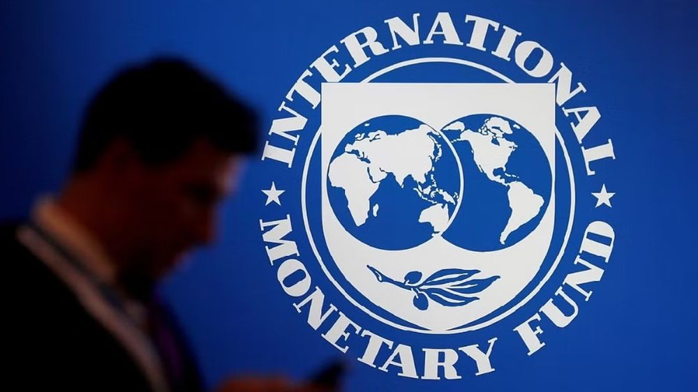IMF delays $6B bailout for cash-strapped Pak