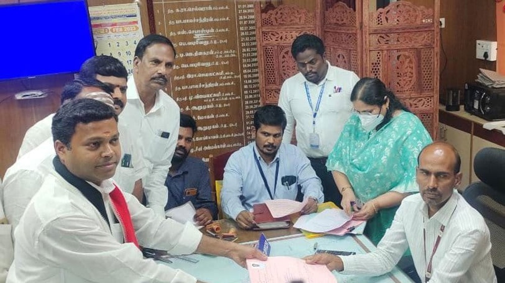 Erode East by-poll: OPS candidate Senthilmurugan files nomination