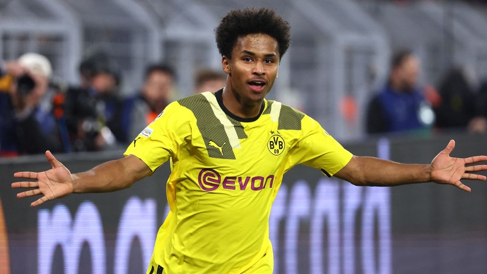 Adeyemi’s solo goal helps Dortmund beat Chelsea 1-0