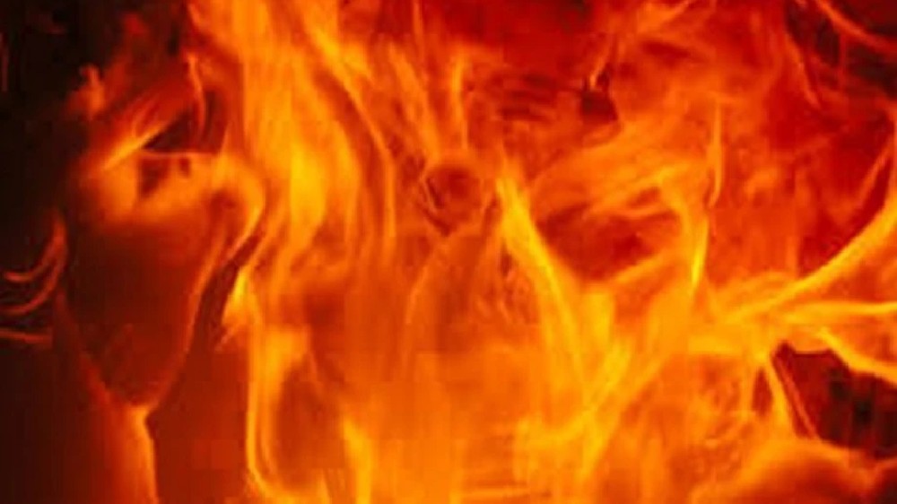 Fire at oil godown in Thane; no casualty