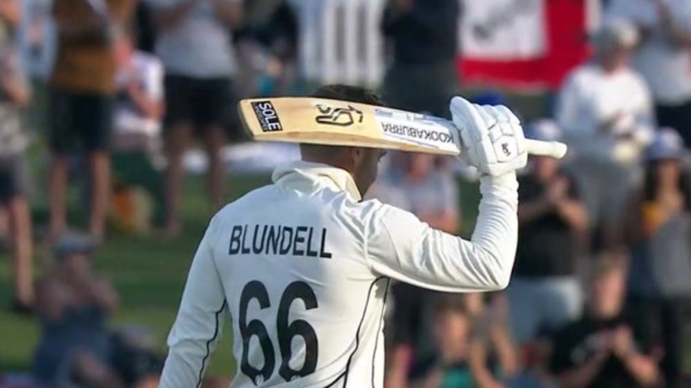 Blundell ton revives NZ but England claw back to grab initiative