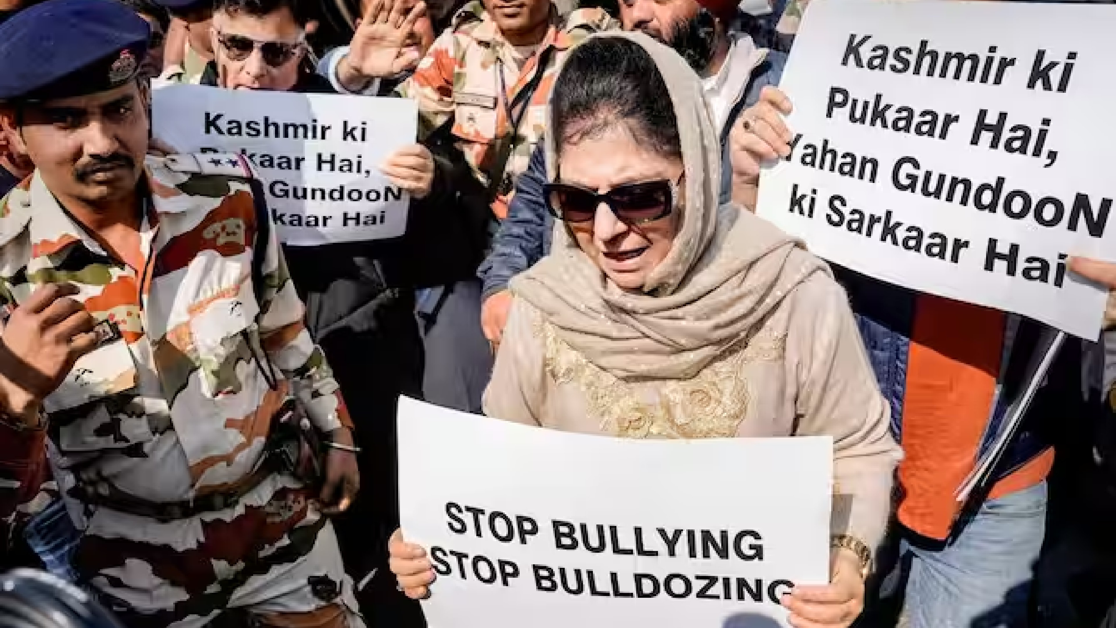 Police detains Mehbooba during protest over J-K anti-encroachment drive