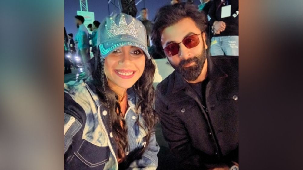 Nikhita Gandhi talks about memorable V-Day performance with Ranbir