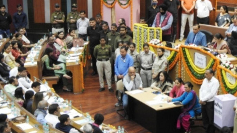 After all-night mayhem, MCD House to meet on Friday