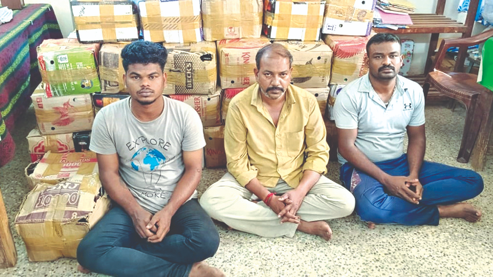Three Karaikal-based smugglers held, 2,400 IMFL bottles seized