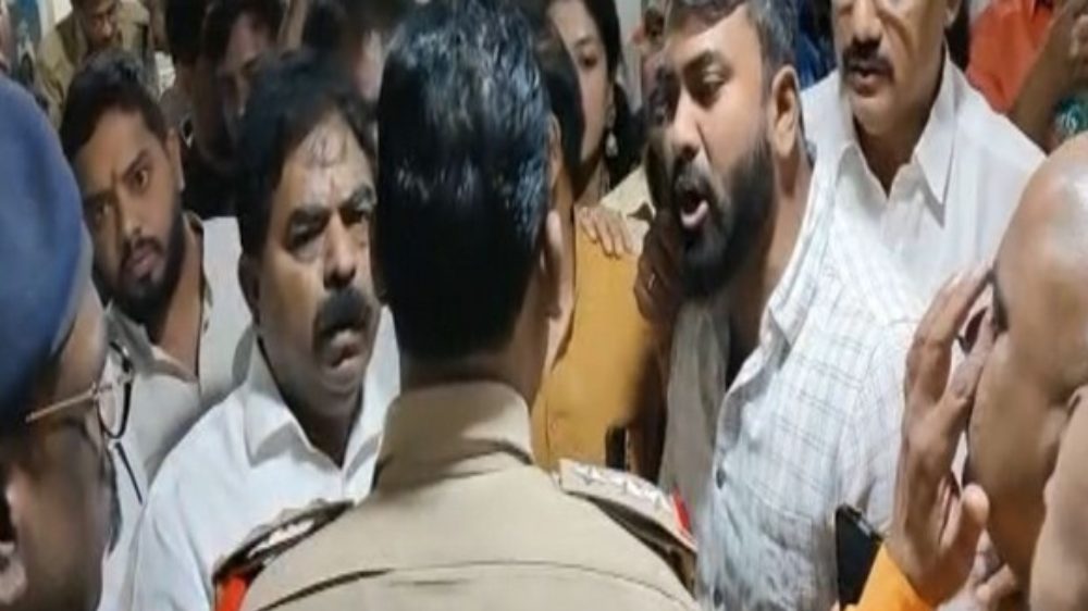 Tgana: Police books Corporator for allegedly disrupting BJPs meet