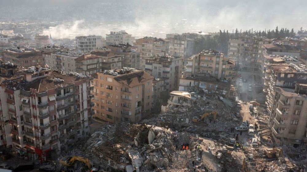 3 dead, over 600 injured after new quake hits Turkey