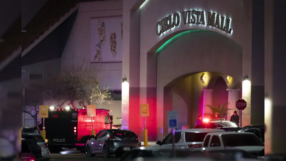1 killed, 3 hurt in shooting at El Paso, Texas shopping mall