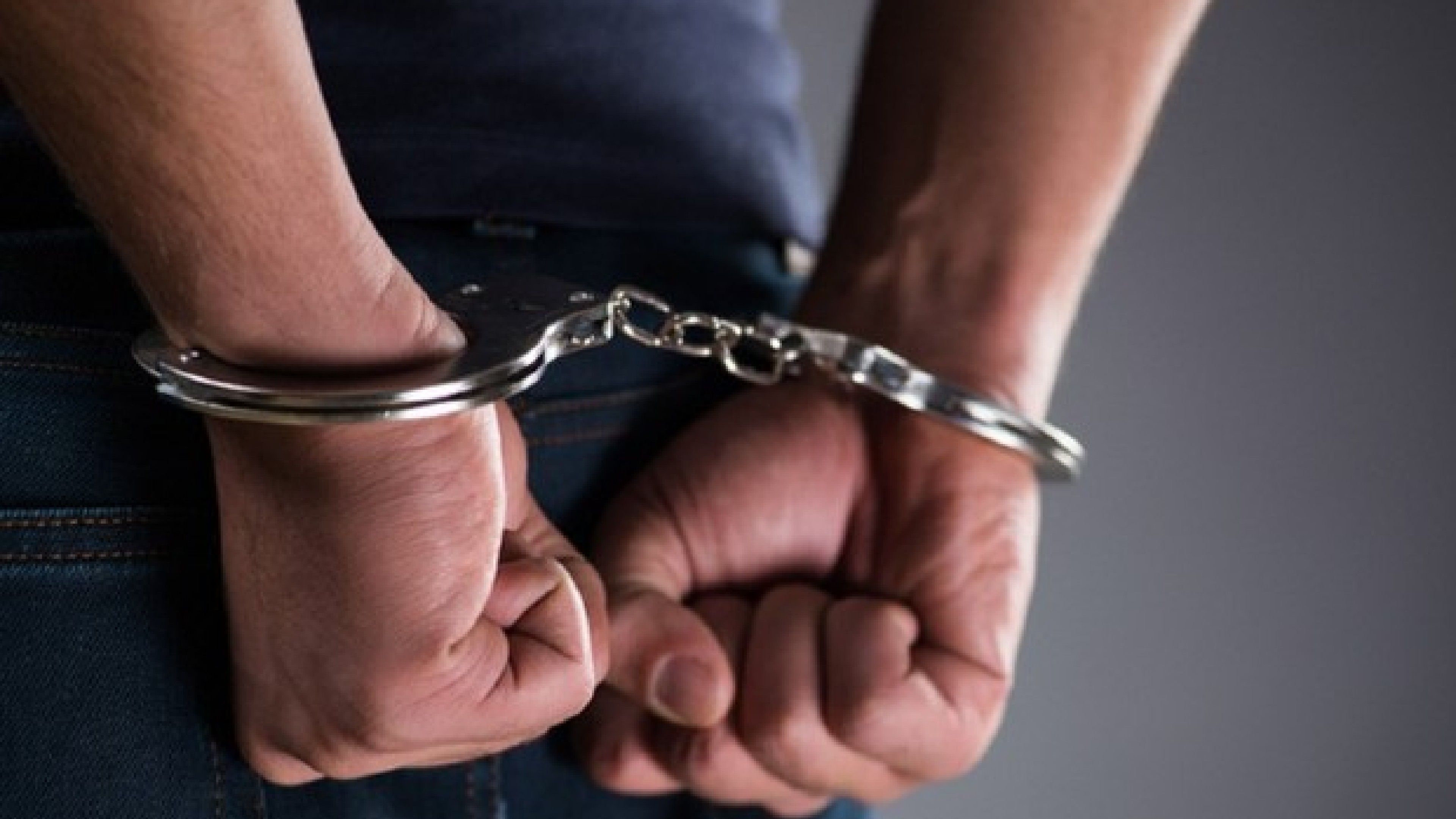 Police nabs fake cops who took away Rs 1.4 cr from gold traders