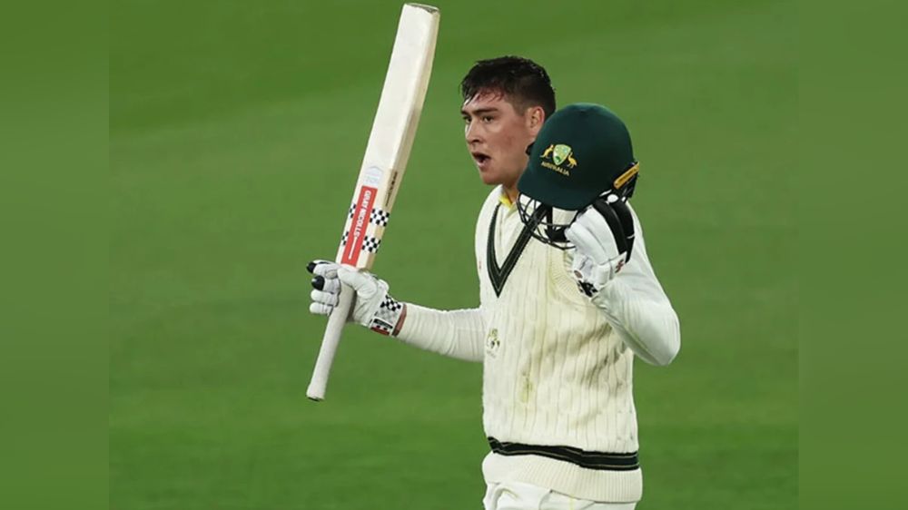Matt Renshaw sent for scans after injuring knee