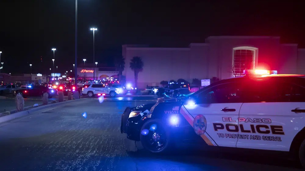 1 killed, 3 hurt in shooting at El Paso, Texas shopping mall 1 killed, 3 hurt in shooting at El Paso, Texas shopping mall