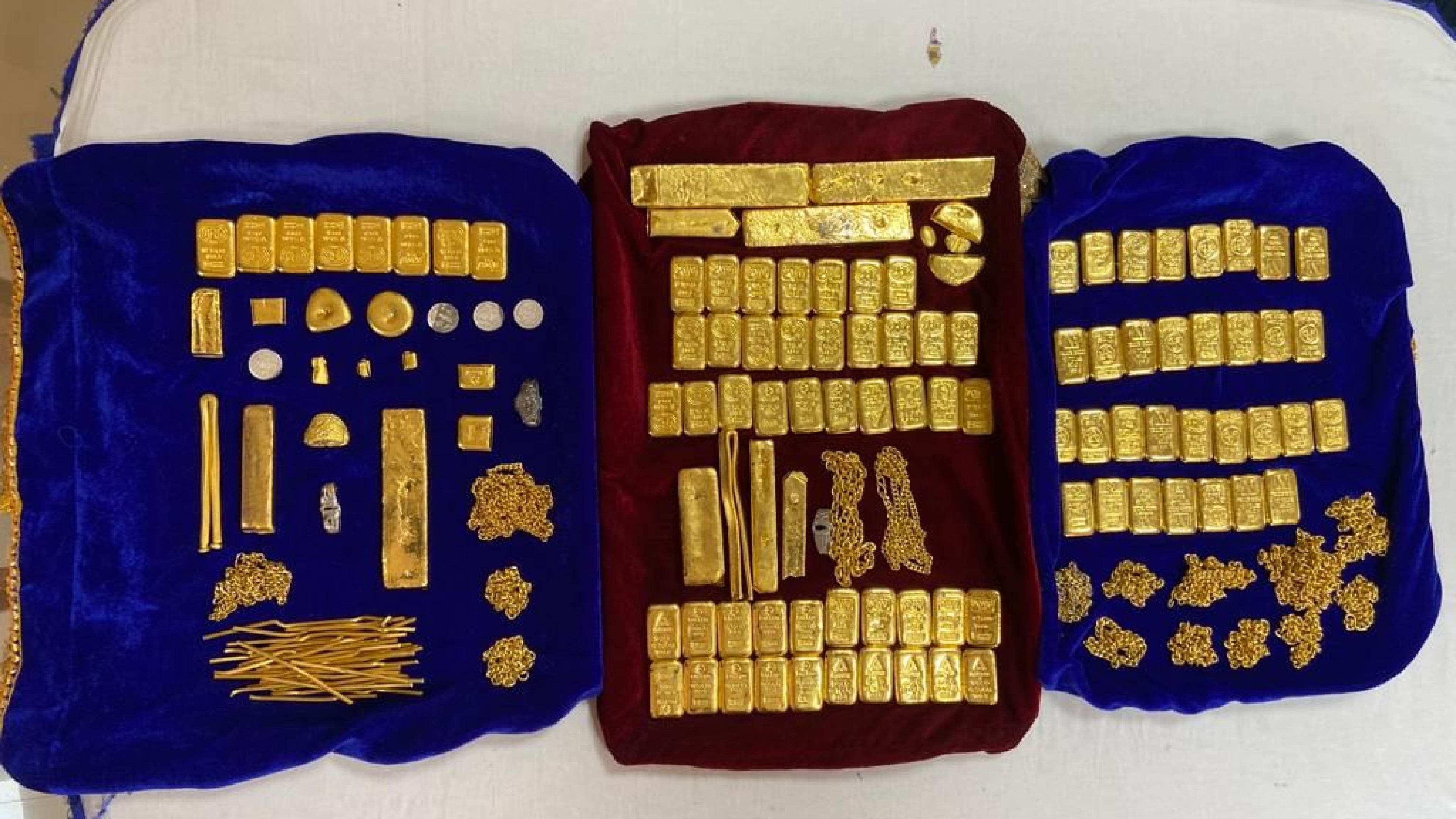 17.74 kg gold smuggled from Lanka seized at Mandapam seashore