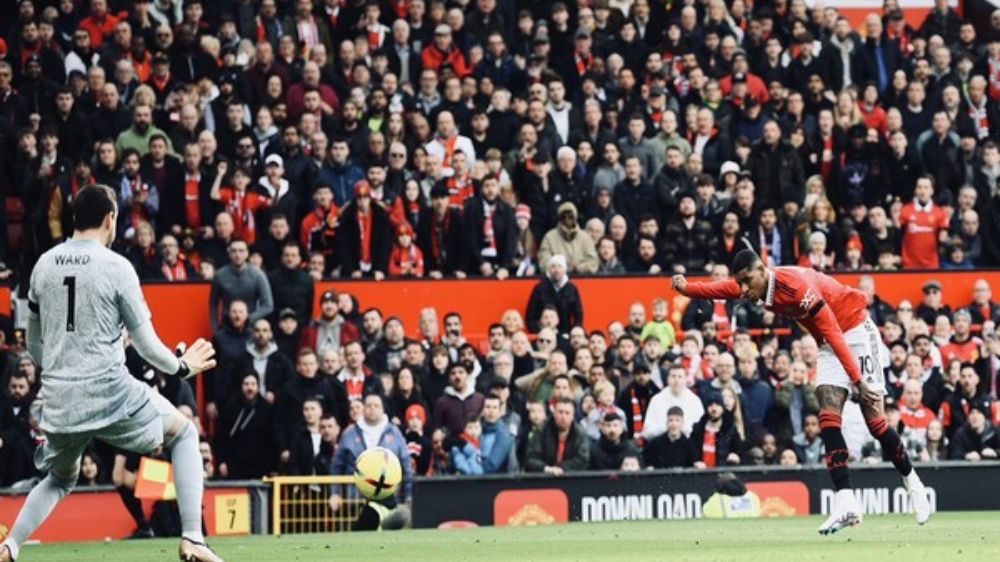 Rashfords brace powers Man United to 3-0 win over Leicester City