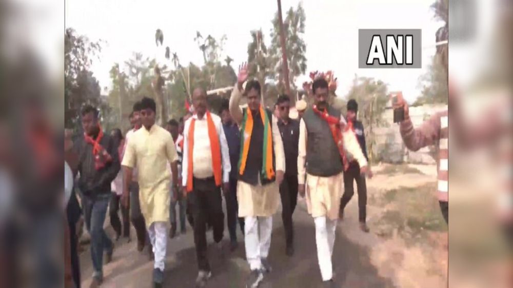 Tripura CM Manik Saha conducts door to door campaign in Agartala