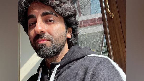 Ayushmann shares smiling picture after Dream Girl 2 shoot pack-up Ayushmann shares smiling picture after Dream Girl 2 shoot pack-up