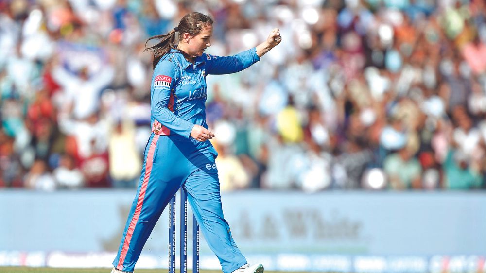 WPL: Amelia Kerr powers MI to 4-wicket win over RCB